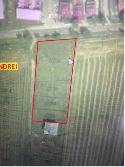 Teren de 3671 mp, în Sântandrei