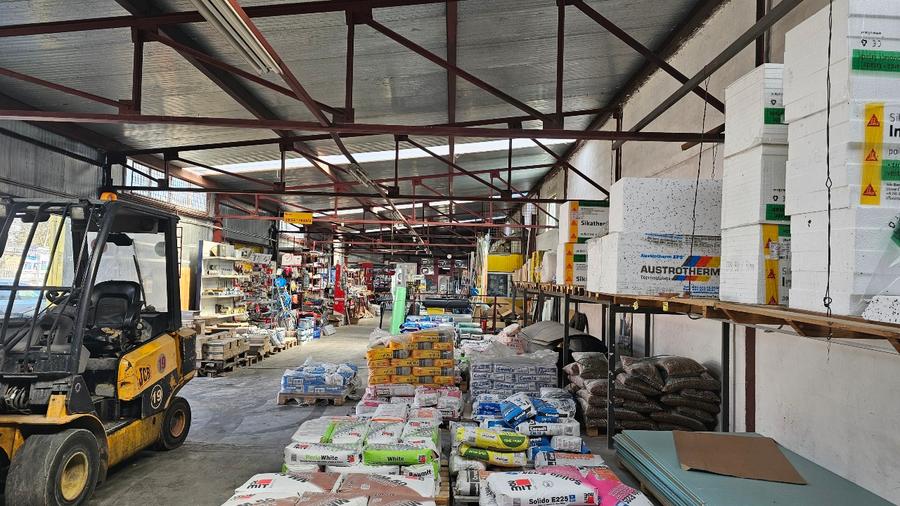Spațiu comercial, 400 mp în Calea Moinești