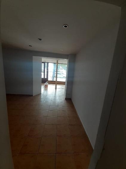 Spațiu comercial, de 85 mp, în Central