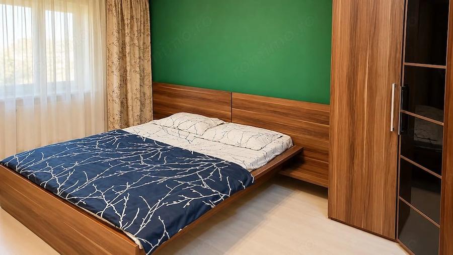 Apartament cu 3 camere decomandat în Olimpia-Stadion