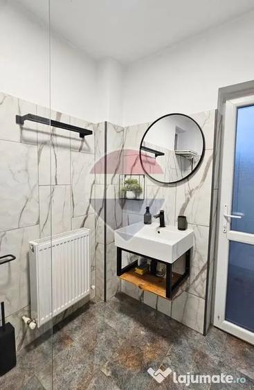 Spațiu comercial, de 120 mp, în Central