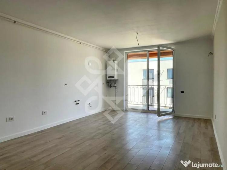 Apartament cu 2 camere semidecomandat în Oncea