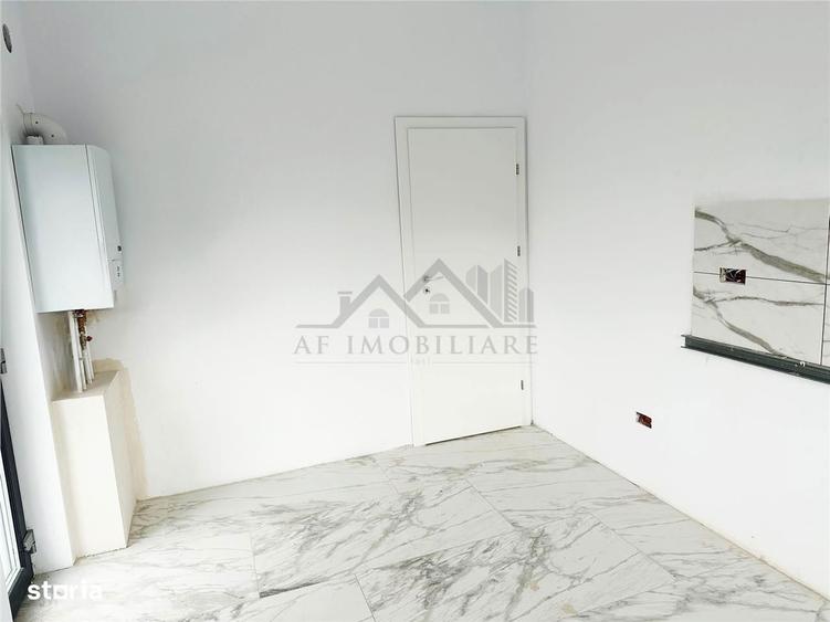 Casă cu 4 camere cu Teren 250 Mp în Bucium