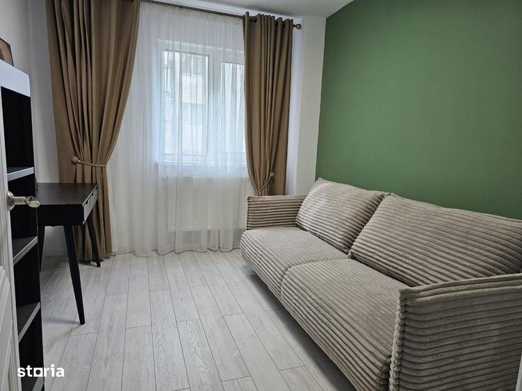 Apartament cu 4 camere în Păcurari