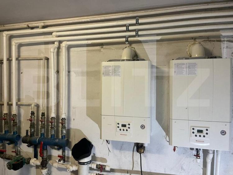 Casă cu 5 camere cu Teren 760 Mp în Central