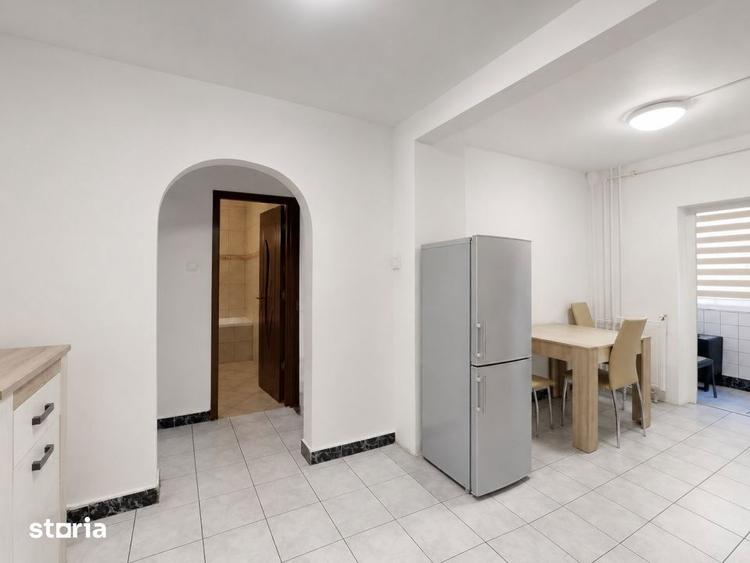 Apartament cu 2 camere, mobilat în Soarelui