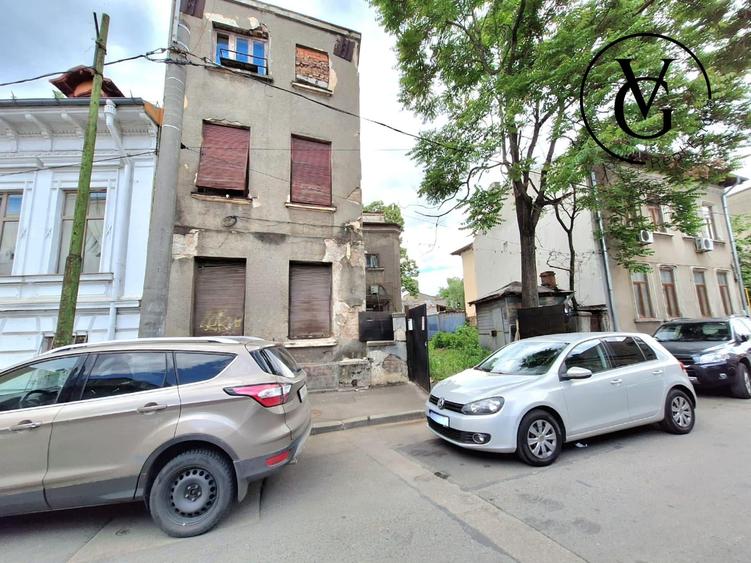Casă cu 26 camere cu Canalizare în Calea Călărașilor