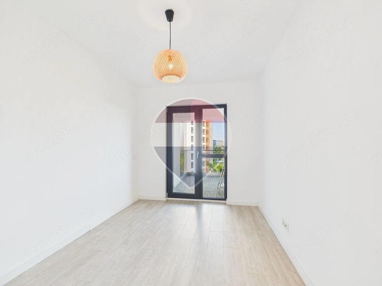Apartament cu 3 camere decomandat în Pajura
