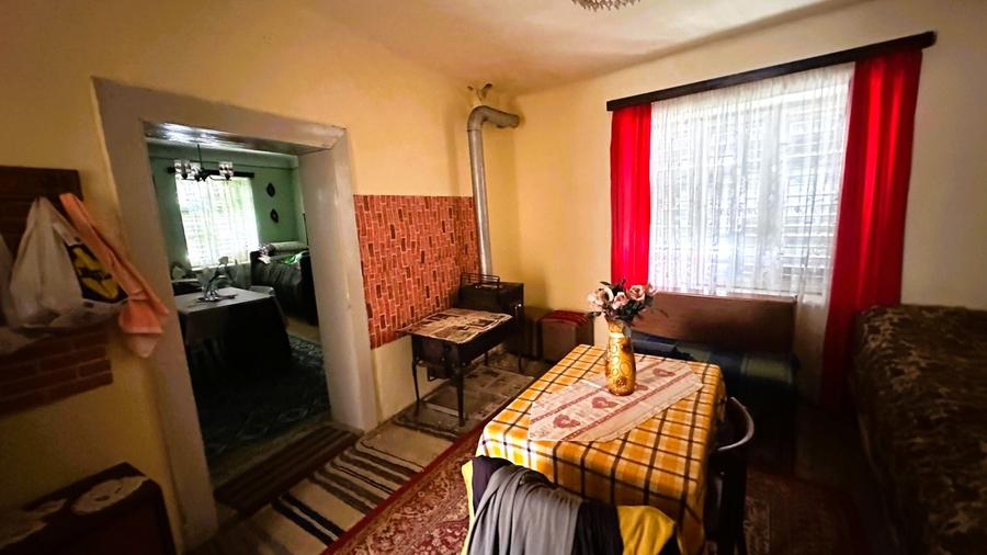 Casă cu 2 camere cu Teren 660 Mp în Fofeldea