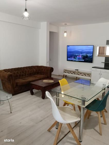 Apartament cu 3 camere decomandat, mobilat în Tomis Plus