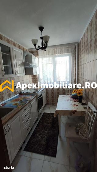 Apartament cu 2 camere decomandat, mobilat în Ozana
