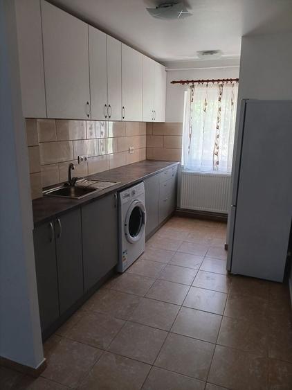 Apartament cu 2 camere decomandat în Micro 17
