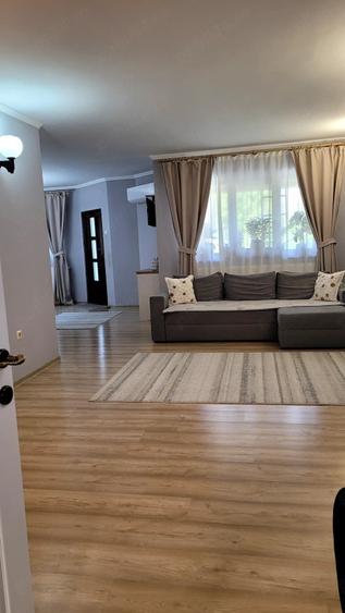 Casă cu Teren 885 Mp în Central