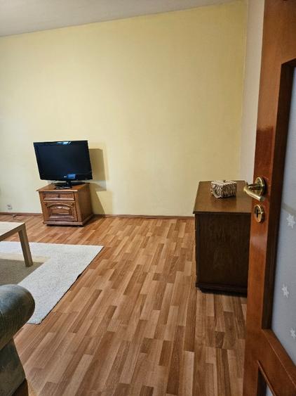 Apartament cu 2 camere decomandat în Crângași
