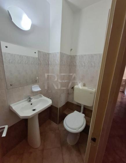 Apartament cu 3 camere decomandat în Gorjului