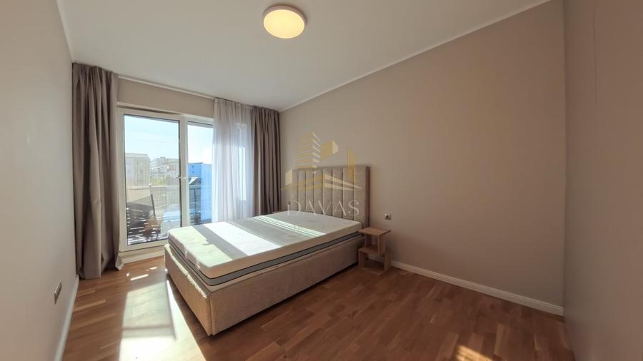 Apartament cu 2 camere semidecomandat, mobilat în Mărăști