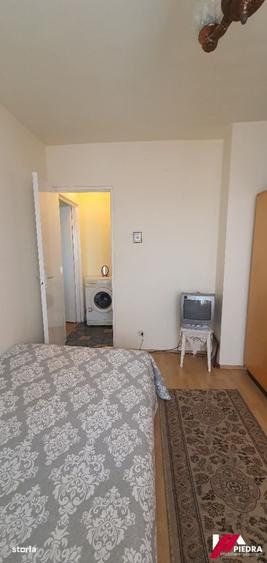 Apartament cu 2 camere decomandat în Cedonia