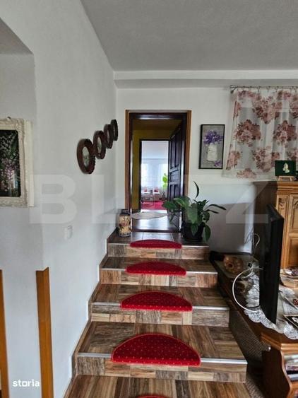 Casă cu 4 camere în Semlac