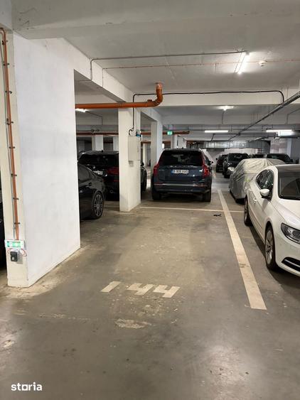 Apartament cu 3 camere în Militari