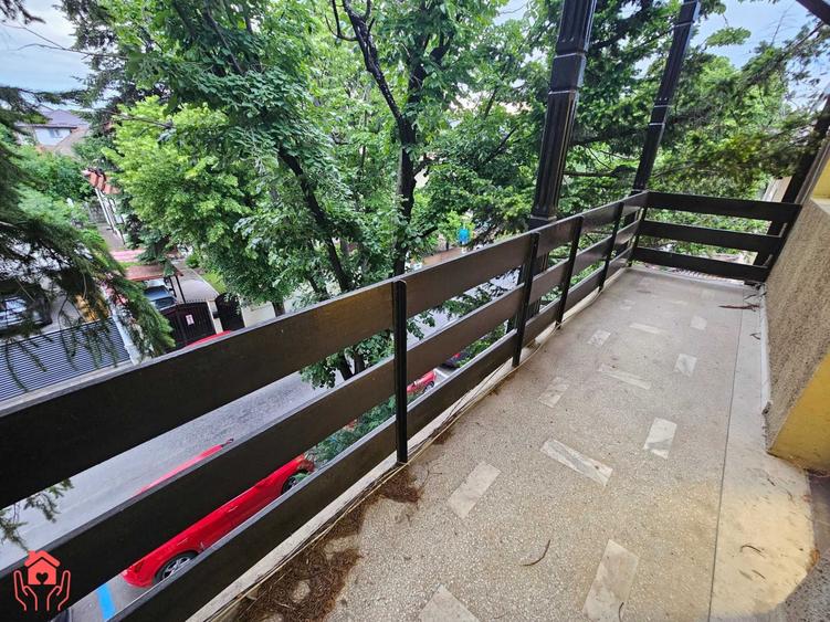 Apartament cu 4 camere semidecomandat, mobilat în Domenii