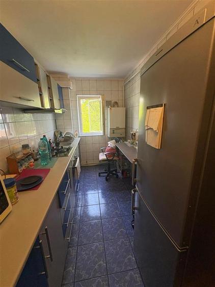 Apartament cu 3 camere decomandat, mobilat în Tătărași