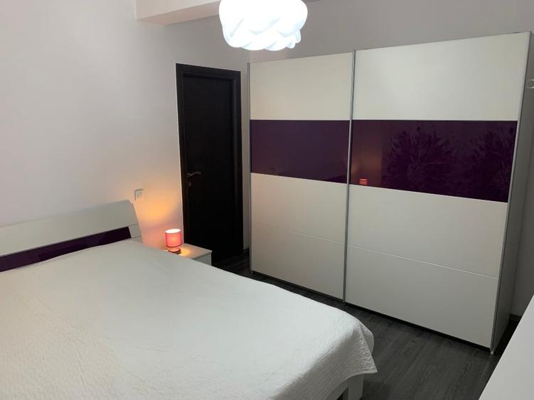 Duplex cu 4 camere cu Canalizare în Central