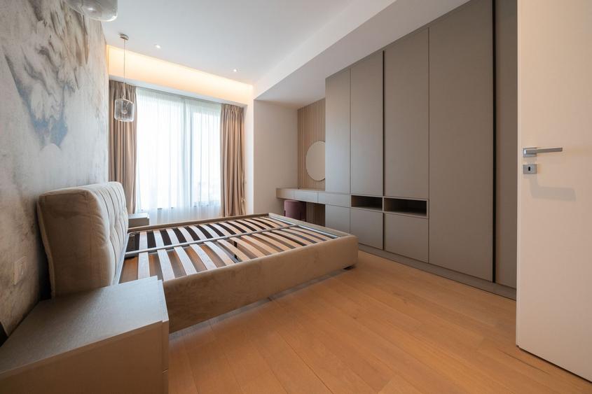 Apartament cu 3 camere decomandat, mobilat în Floreasca