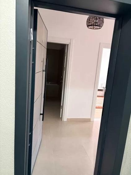 Apartament cu 2 camere decomandat, mobilat în Păcii