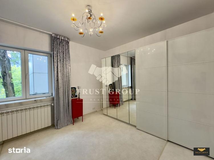 Apartament cu 4 camere decomandat, mobilat în Primăverii