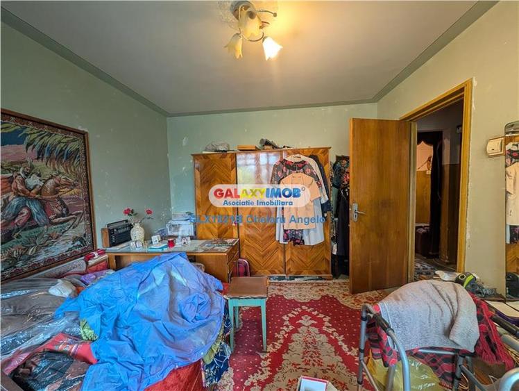 Drumul Taberei,ap. 3 camere, decomandat, etaj 2 din bloc cu 4 etaje - 8