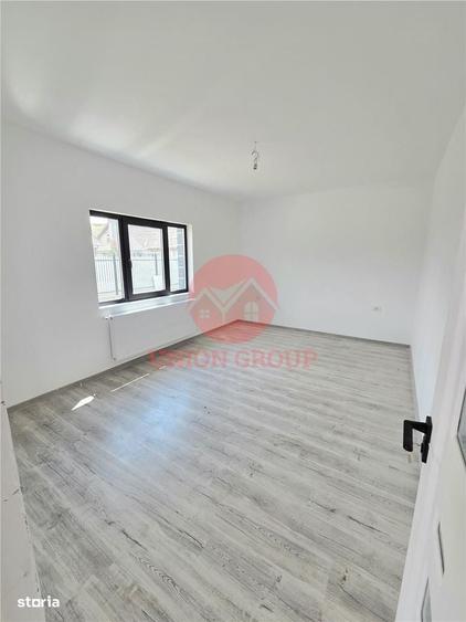 Casă cu 3 camere în Valu lui Traian