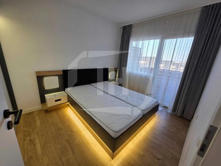 Apartament cu 3 camere semidecomandat, mobilat în Baciu