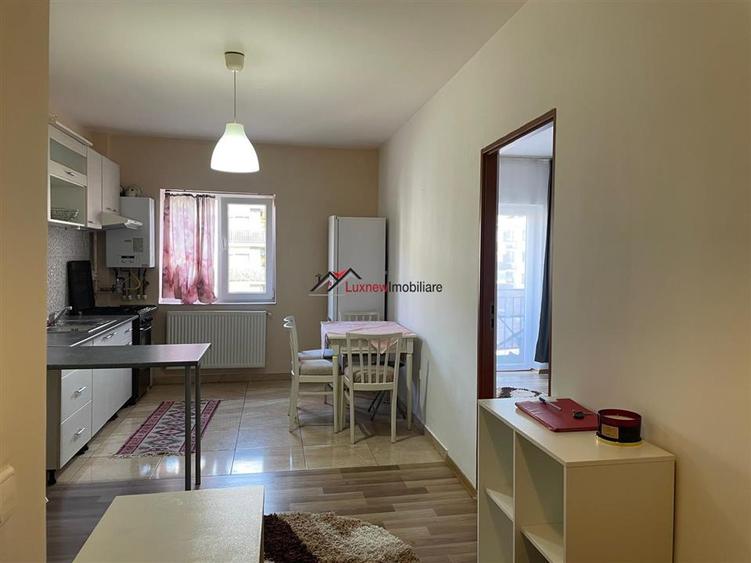 Apartament cu 2 camere semidecomandat în Florești