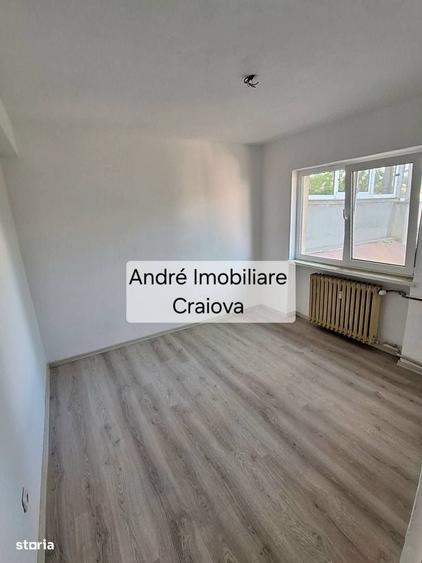 Apartament cu 3 camere decomandat în Valea Rosie