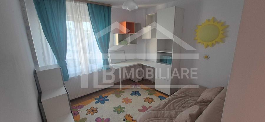 Apartament cu 3 camere decomandat, mobilat în Pandurilor