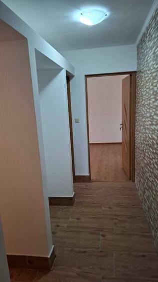 Apartament cu 2 camere semidecomandat în Micro 15