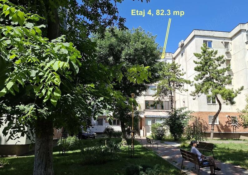 Apartament cu 4 camere decomandat în Central