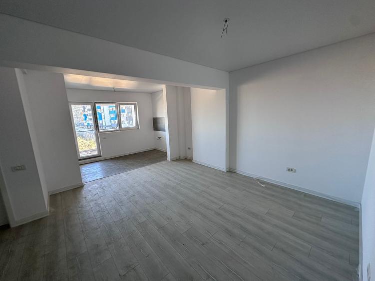 Apartament cu 2 camere decomandat în Berceni