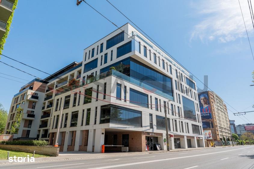 Spațiu comercial, de 227.18 mp, în Între Lacuri