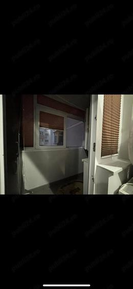 Apartament cu 4 camere decomandat în Basarabia