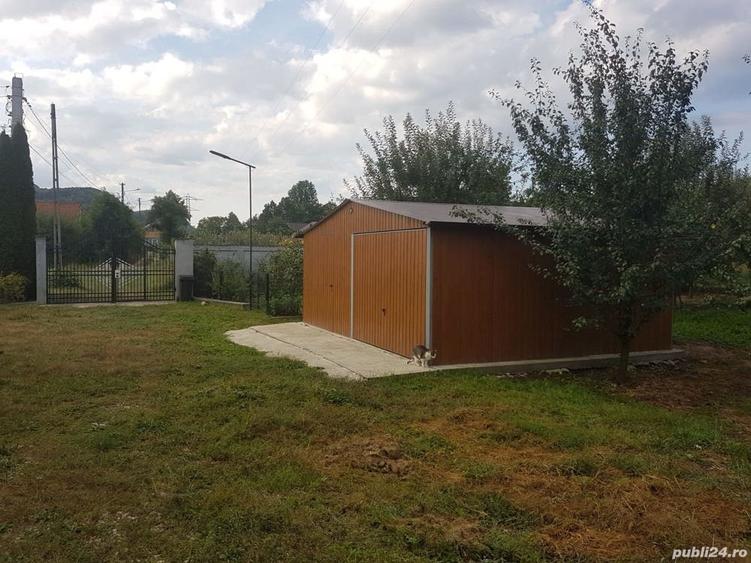 Casă cu 5 camere cu Teren 2100 Mp în Malu cu Flori