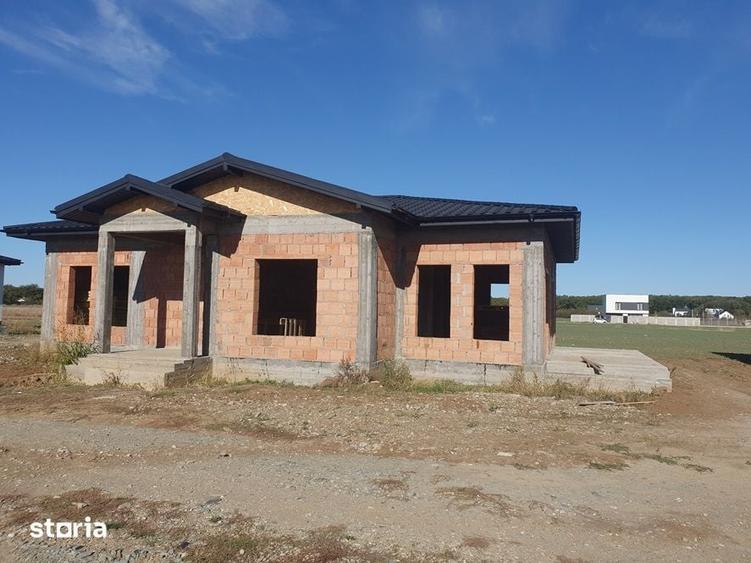 Vila Balotesti, padure,'la rosu',bransata la utilitati 99000 euro - 13
