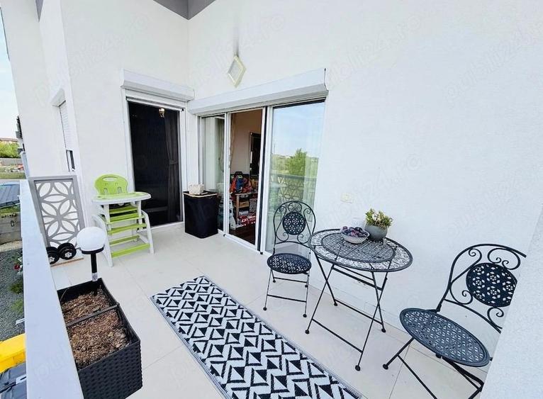 Apartament cu 2 camere decomandat în Ghiroda