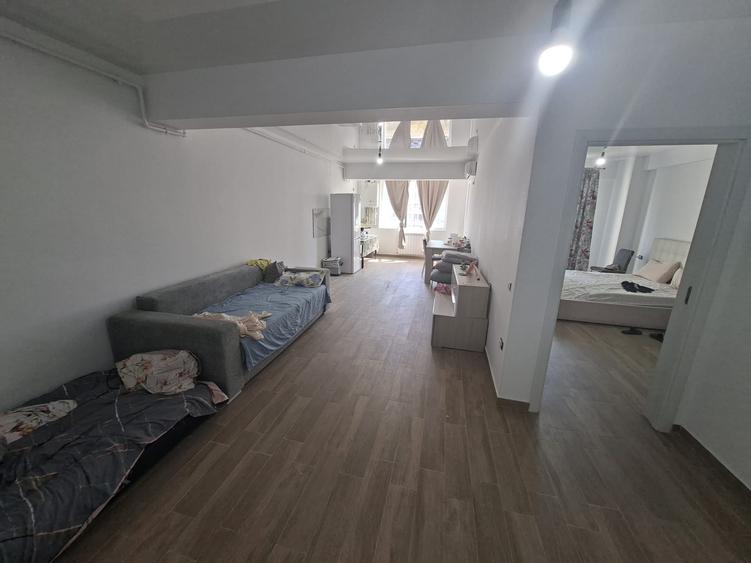 Apartament cu 2 camere semidecomandat în Mamaia-Sat