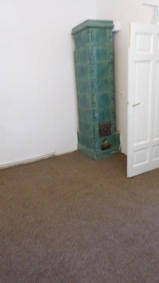 Apartament cu 2 camere semidecomandat în Victoriei