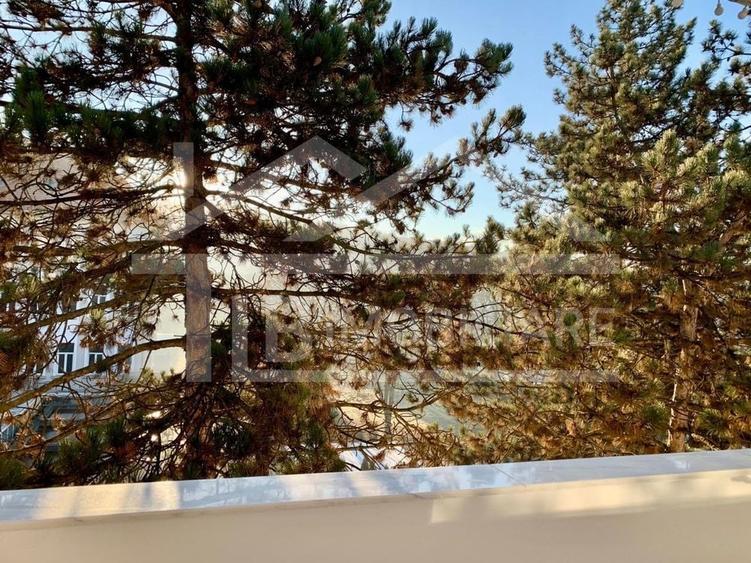 Apartament cu 2 camere decomandat, mobilat în Cornișa