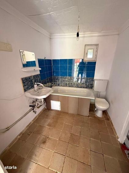 Casă cu 3 camere cu Teren 1053 Mp în Central