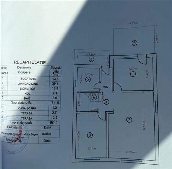 Casă individuală cu 4 camere cu Canalizare în Central
