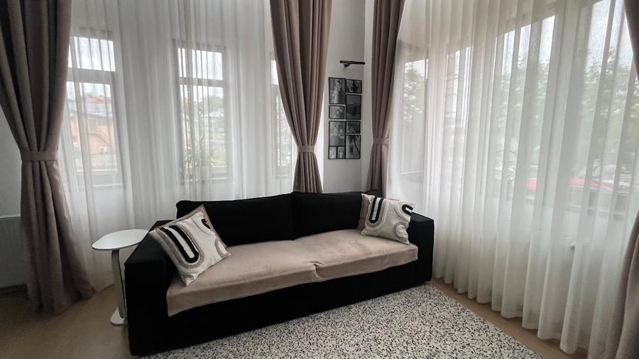 Apartament cu 2 camere decomandat în Bucium