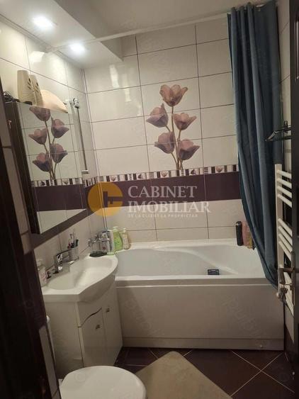 Apartament cu 3 camere, mobilat în Tătărași